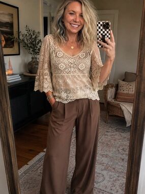 Body Central Cream Crochet Lace Embroidered Boho Blouse Top Size S
